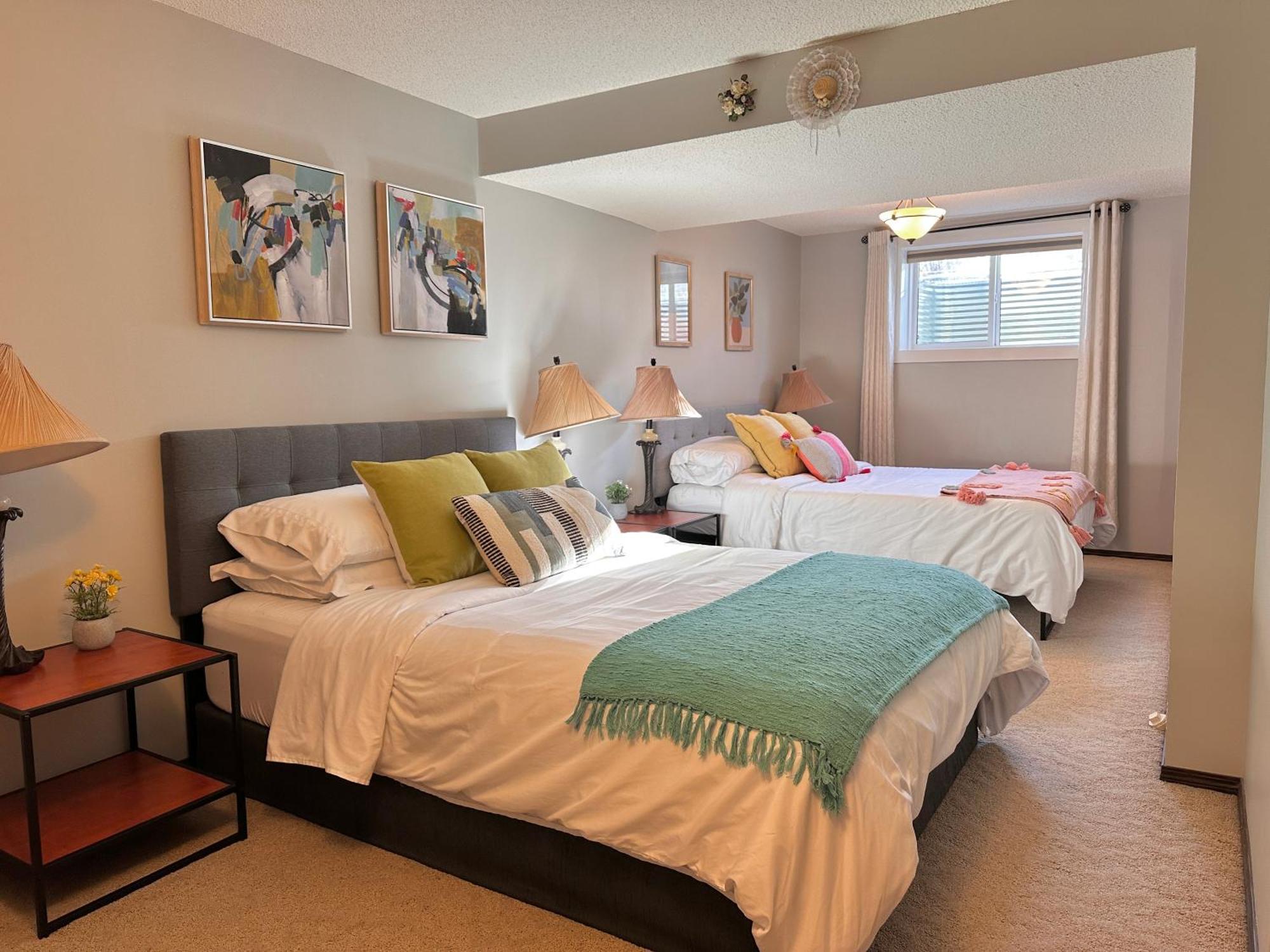 Prestigious Stay,2br3bed Suites,near Uofc,hospitals